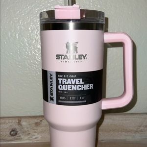 Stanley 40oz Quencher